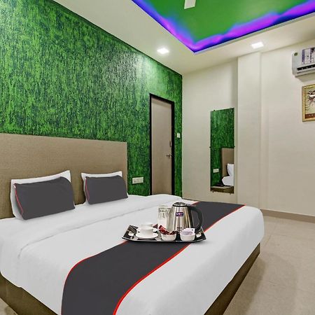 Super Collection O The Wishtler Hotel Bhopal Exterior foto