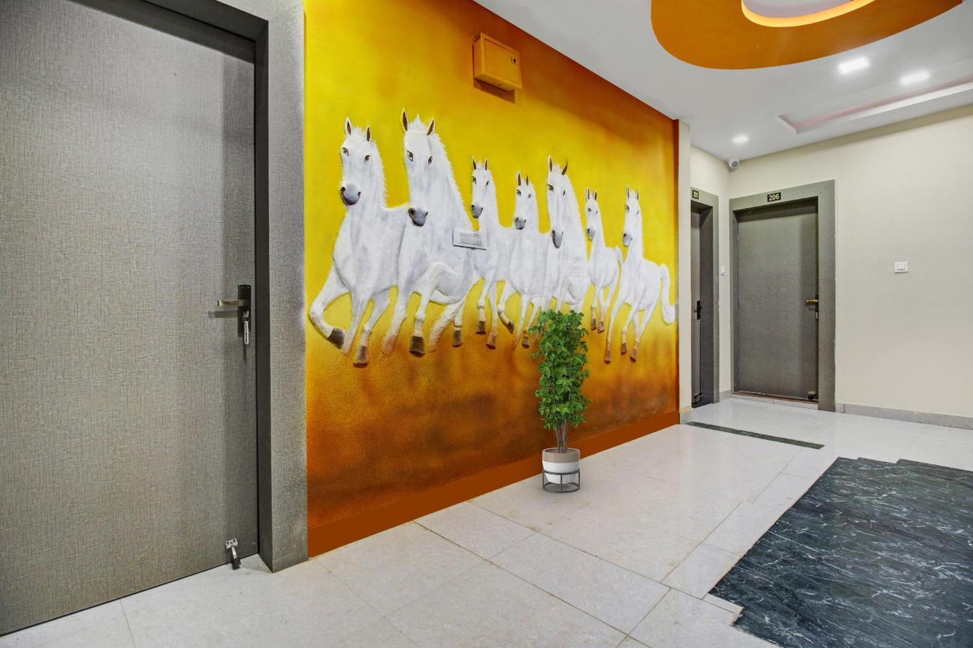 Super Collection O The Wishtler Hotel Bhopal Exterior foto