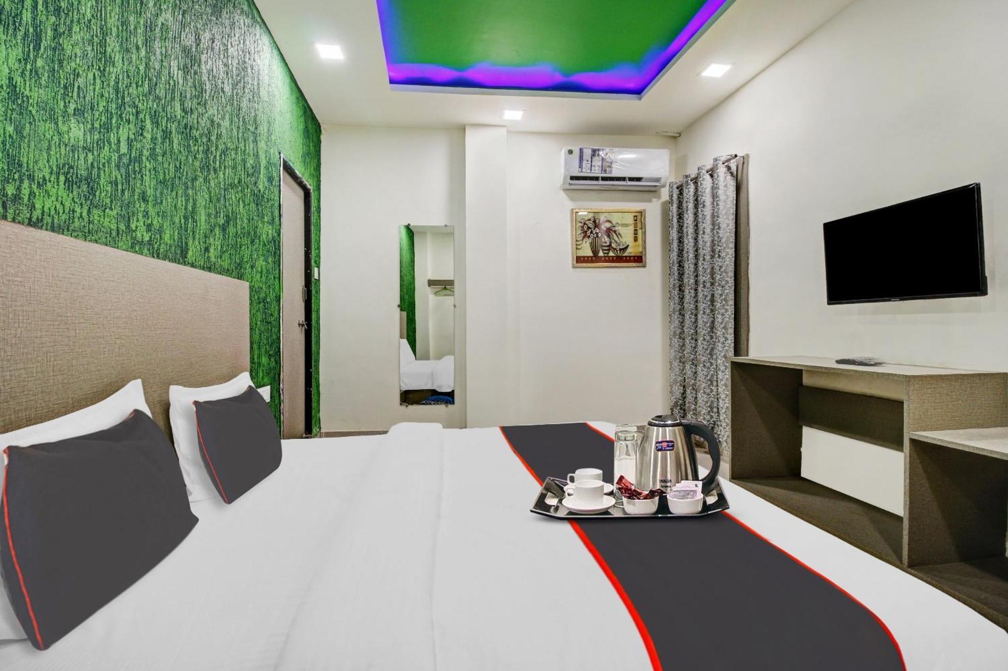 Super Collection O The Wishtler Hotel Bhopal Exterior foto